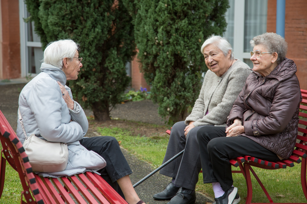 Choisir d&rsquo;entrer en résidence pour seniors
